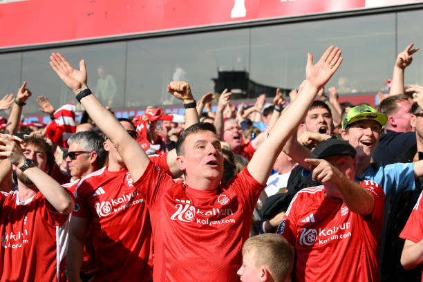 不断提升自 不断提升自