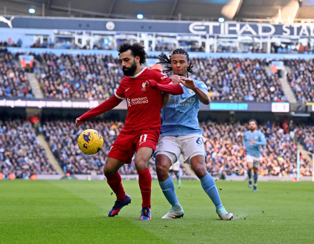 入球队并贡 入球队并贡